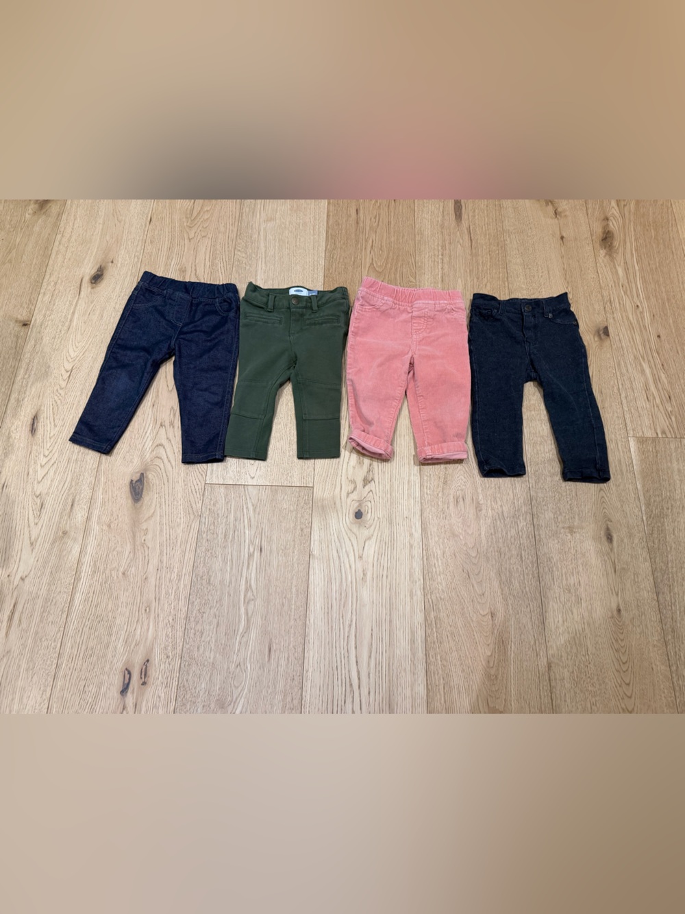 Bundle 12-18m girls pants George. Old navy. Joe fresh. Baby gap.